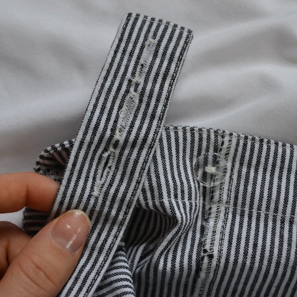 NWT Hollister stripped dress - Picture 5 of 7